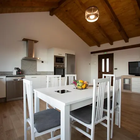 Refuxio De Lamas 게스트하우스 Becerreá