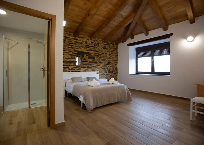 ゲストハウス Refuxio De Lamas 3*