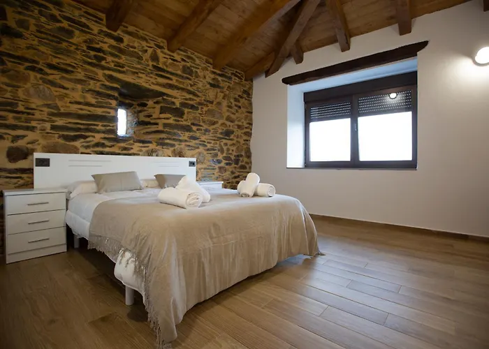 ゲストハウス Refuxio De Lamas 3*